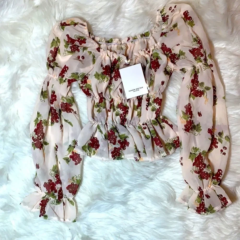 MWT-Dockers ruched floral top.
